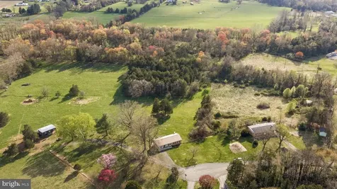 300 Martin Street Luray VA 22835