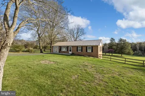 300 Martin Street Luray VA 22835