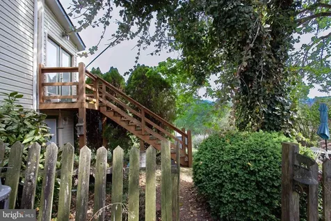 147 Court Street S Luray VA 22835