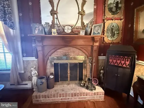 147 Court Street S Luray VA 22835