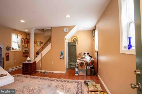 147 Court Street S Luray VA 22835