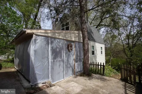 147 Court Street S Luray VA 22835
