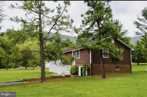 4064 Pine Grove Road Stanley VA 22851