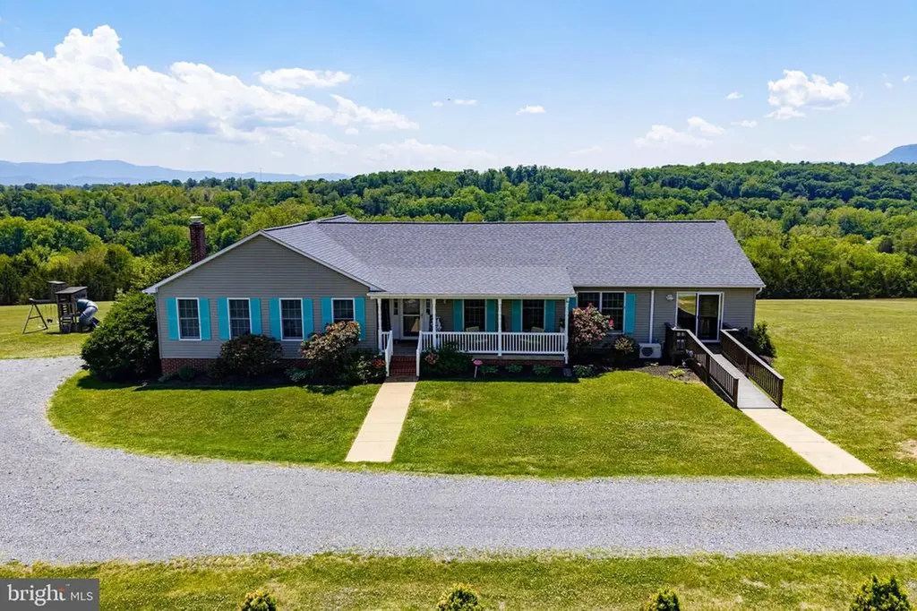 217 Silver Bell Lane Luray VA 22835