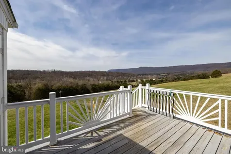 217 Silver Bell Lane Luray VA 22835