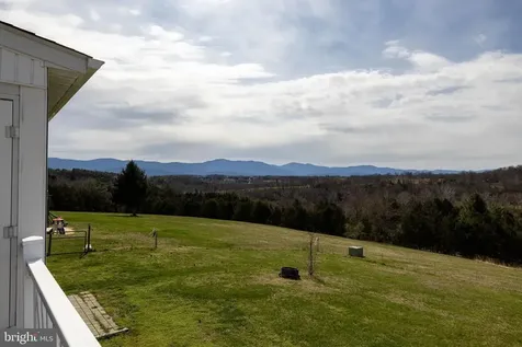 217 Silver Bell Lane Luray VA 22835