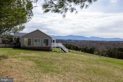 217 Silver Bell Lane Luray VA 22835
