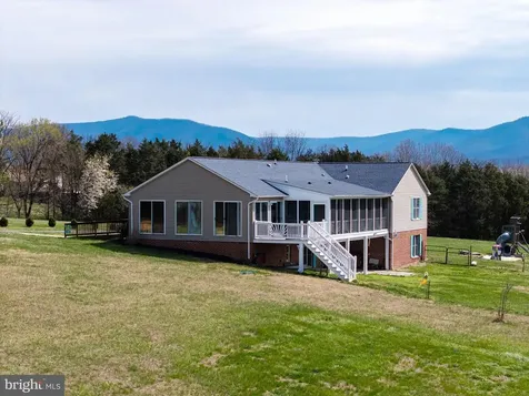 217 Silver Bell Lane Luray VA 22835