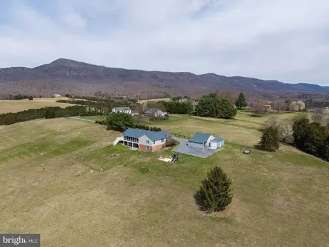 217 Silver Bell Lane Luray VA 22835