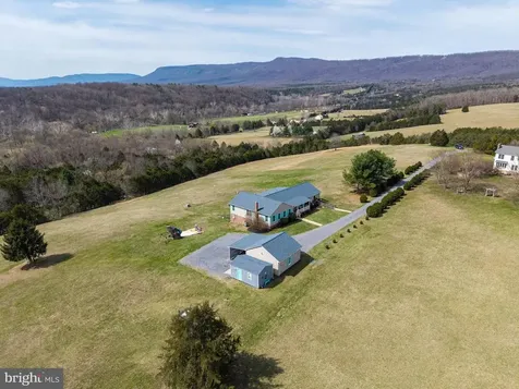 217 Silver Bell Lane Luray VA 22835