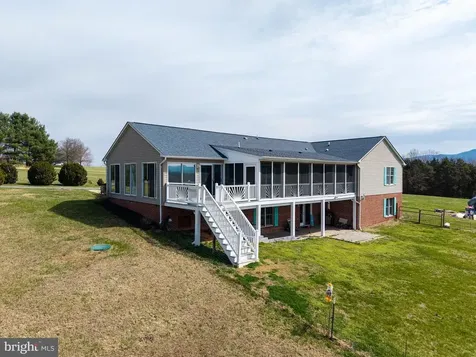 217 Silver Bell Lane Luray VA 22835