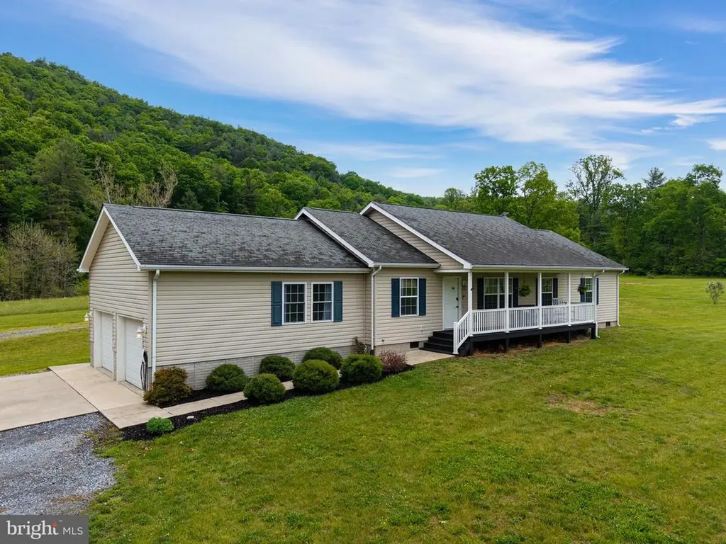 2645 Dry Run Road Luray VA 22835
