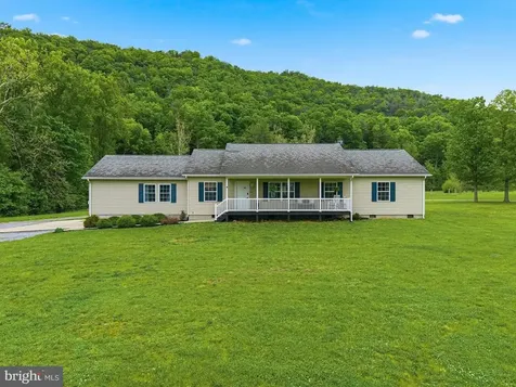 2645 Dry Run Road Luray VA 22835