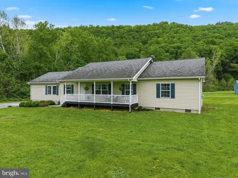 2645 Dry Run Road Luray VA 22835
