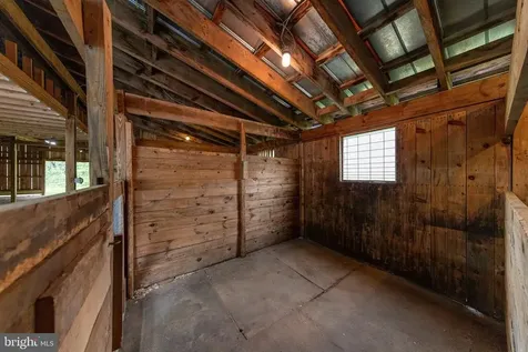 2645 Dry Run Road Luray VA 22835