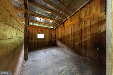 2645 Dry Run Road Luray VA 22835