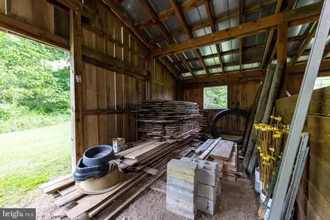 2645 Dry Run Road Luray VA 22835