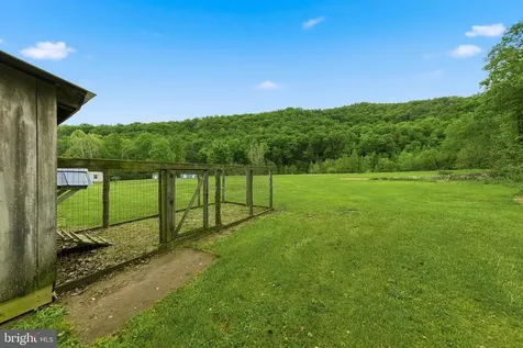 2645 Dry Run Road Luray VA 22835