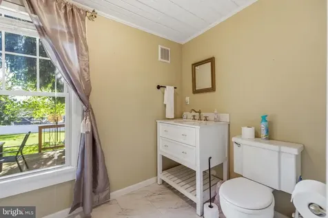 330 Mechanic Street Luray VA 22835