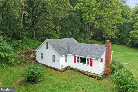 1485 Compton Hollow Road Rileyville VA 22650