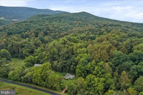 1485 Compton Hollow Road Rileyville VA 22650