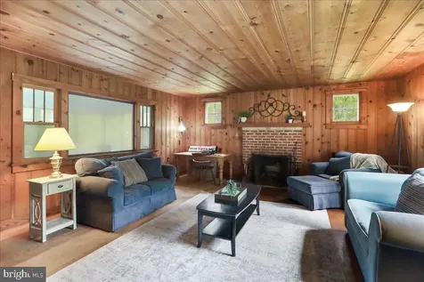 1485 Compton Hollow Road Rileyville VA 22650
