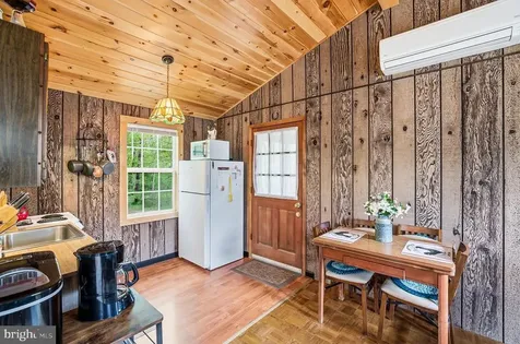 789 Mill Run Road Shenandoah VA 22849