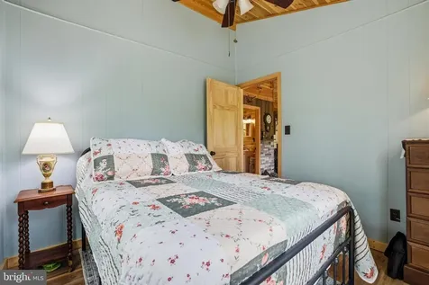 789 Mill Run Road Shenandoah VA 22849