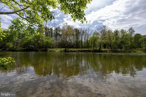 789 Mill Run Road Shenandoah VA 22849