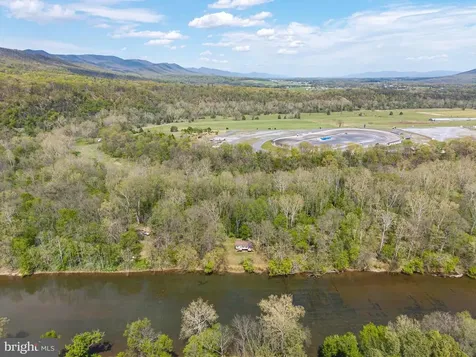 789 Mill Run Road Shenandoah VA 22849