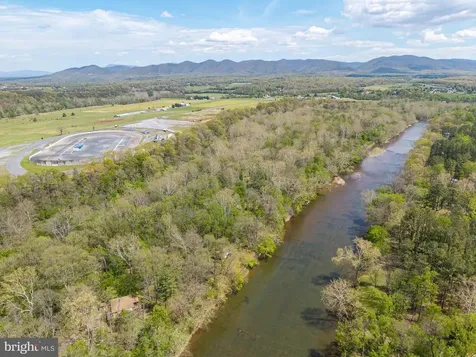 789 Mill Run Road Shenandoah VA 22849