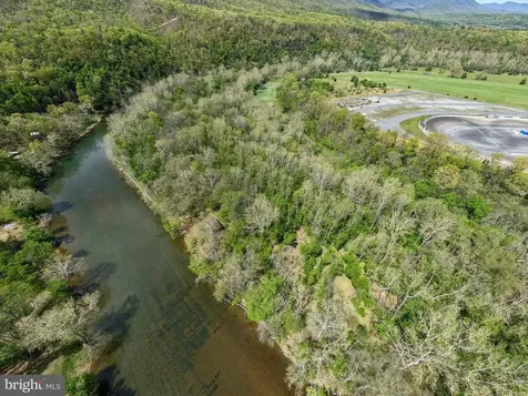789 Mill Run Road Shenandoah VA 22849