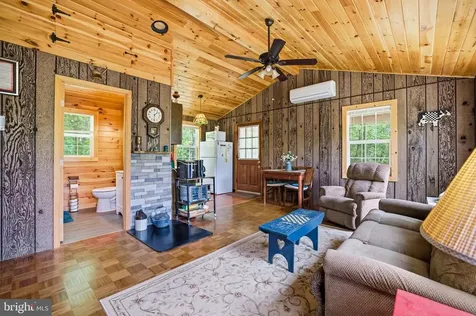 789 Mill Run Road Shenandoah VA 22849
