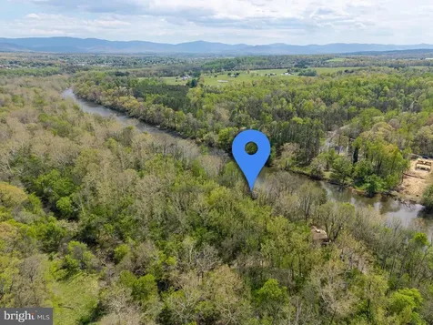 789 Mill Run Road Shenandoah VA 22849