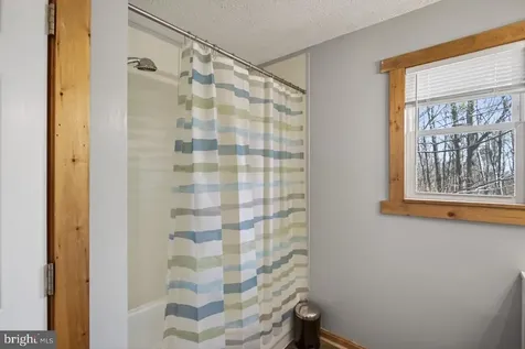 160 Gale Lane Stanley VA 22851