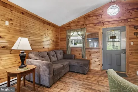 160 Gale Lane Stanley VA 22851