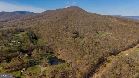 160 Gale Lane Stanley VA 22851