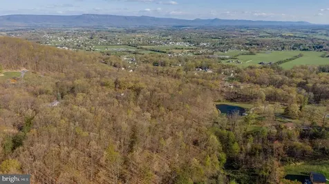 160 Gale Lane Stanley VA 22851