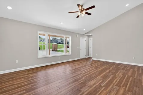 254 Locustdale Loop Shenandoah VA 22849