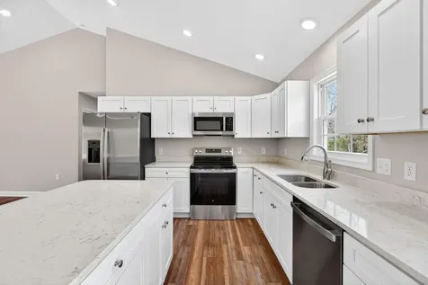 254 Locustdale Loop Shenandoah VA 22849