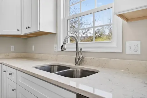 254 Locustdale Loop Shenandoah VA 22849