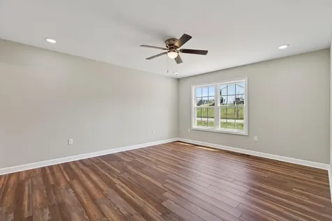 254 Locustdale Loop Shenandoah VA 22849