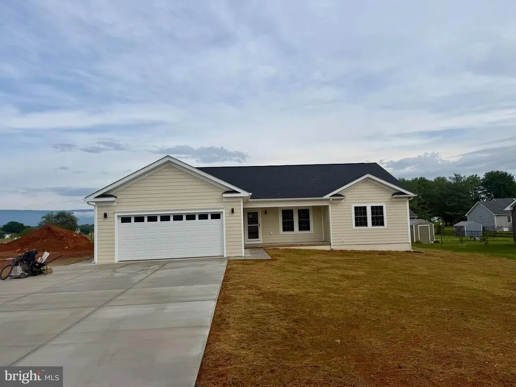 90 Arthur Lane Luray VA 22835