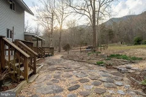 1131 Page Valley Road Luray VA 22835