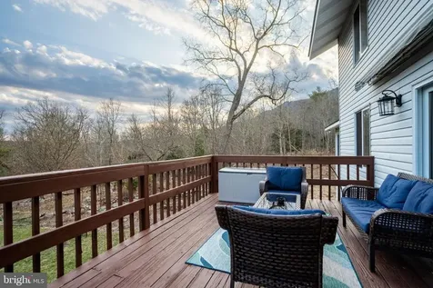 1131 Page Valley Road Luray VA 22835