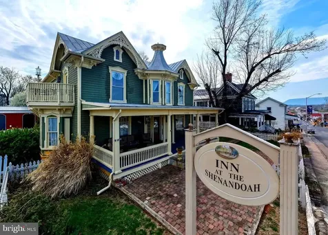 138 Main Street E Luray VA 22835