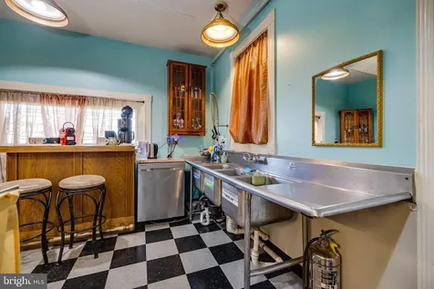 138 Main Street E Luray VA 22835