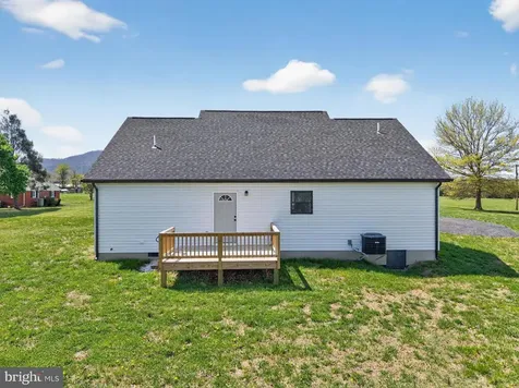 551 Park Road Stanley VA 22851