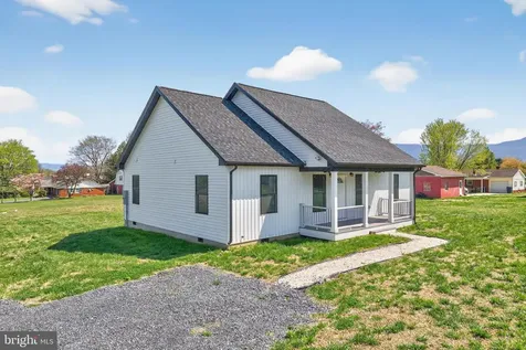 551 Park Road Stanley VA 22851