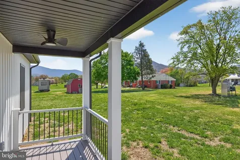 551 Park Road Stanley VA 22851